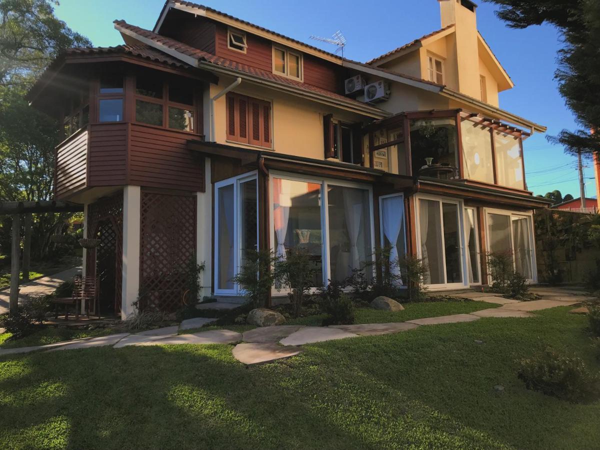 Suites Refugio Do Vale Gramado Luaran gambar