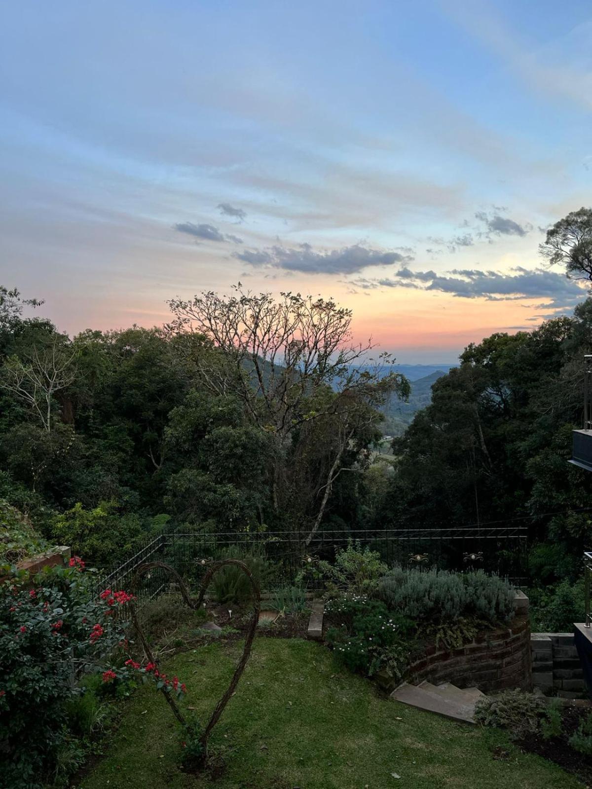 Suites Refugio Do Vale Gramado Luaran gambar